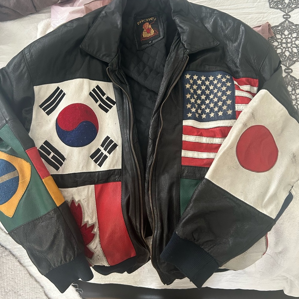 Vintage Phase 3 World Flag Leather Jacket in Medium
